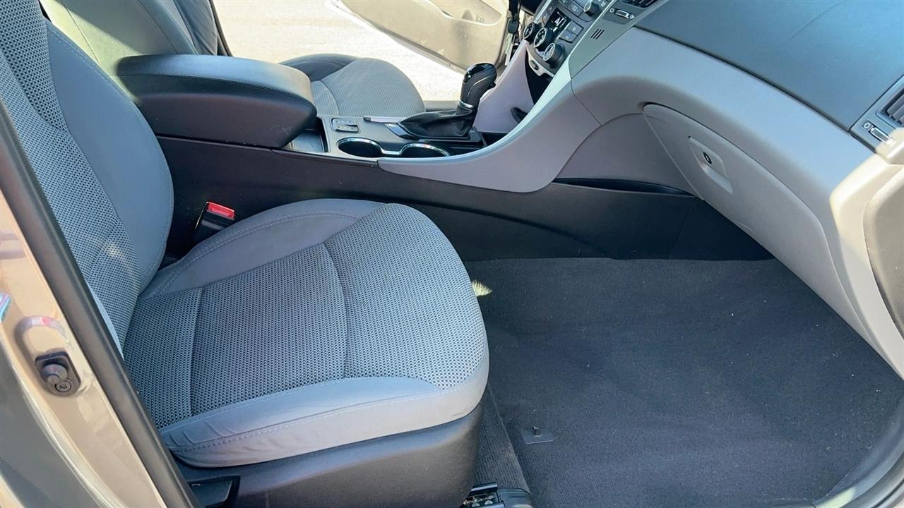 Hyundai Sonata 4dr Sdn 2.4L Auto GLS 2014