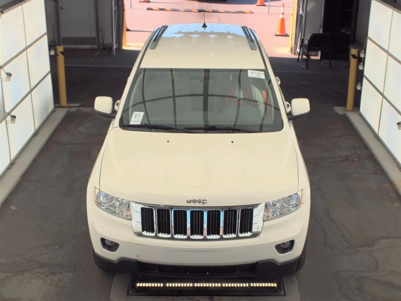 Jeep Grand Cherokee 4WD 4dr Laredo 2012