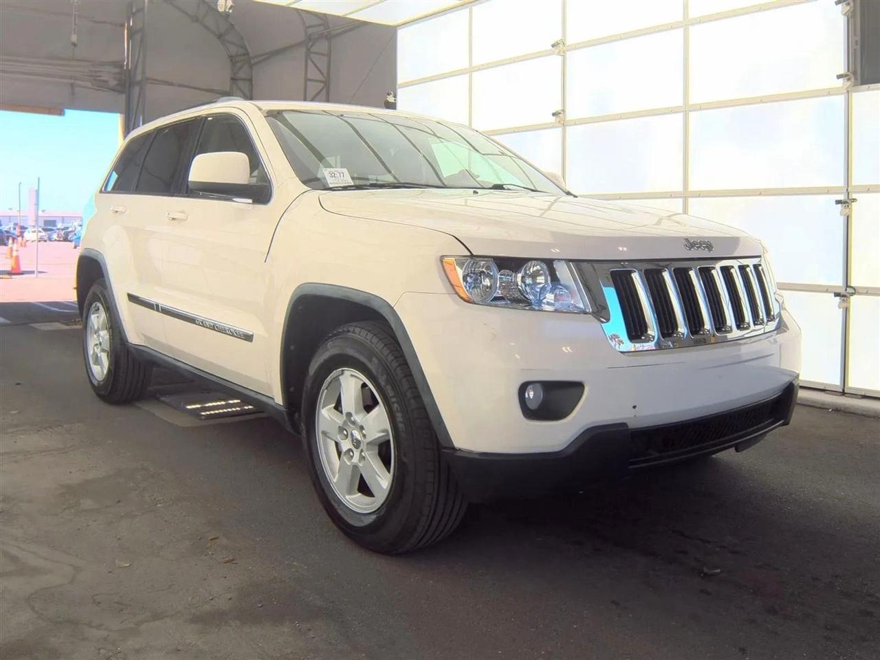 Jeep Grand Cherokee 4WD 4dr Laredo 2012