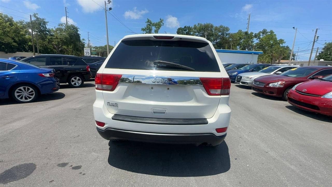 Jeep Grand Cherokee 4WD 4dr Laredo 2012