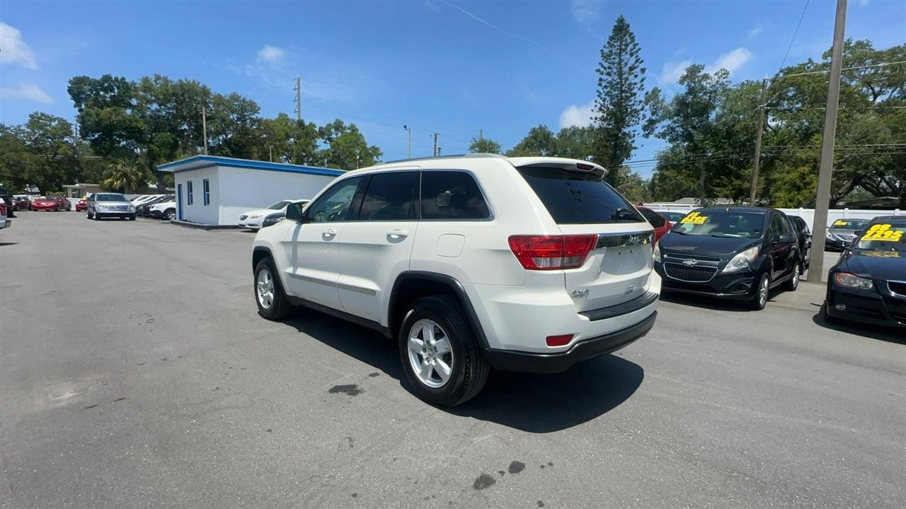 Jeep Grand Cherokee 4WD 4dr Laredo 2012