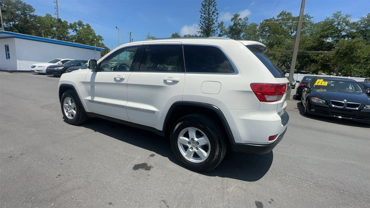 Jeep Grand Cherokee 4WD 4dr Laredo 2012