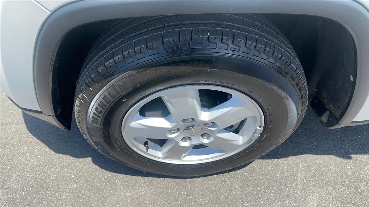 Jeep Grand Cherokee 4WD 4dr Laredo 2012