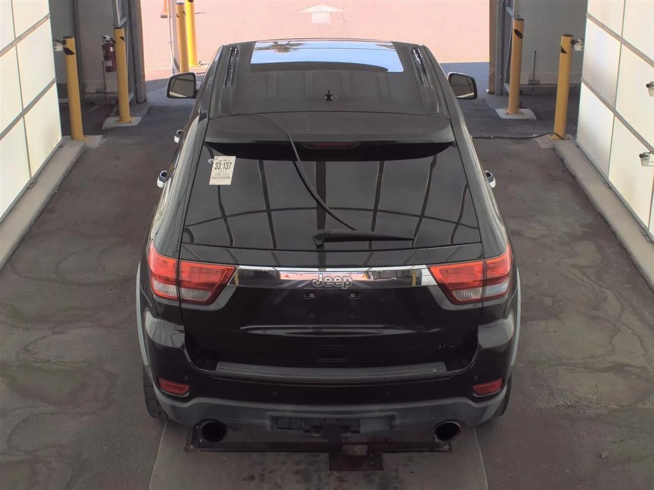 Jeep Grand Cherokee RWD 4dr Overland 2011