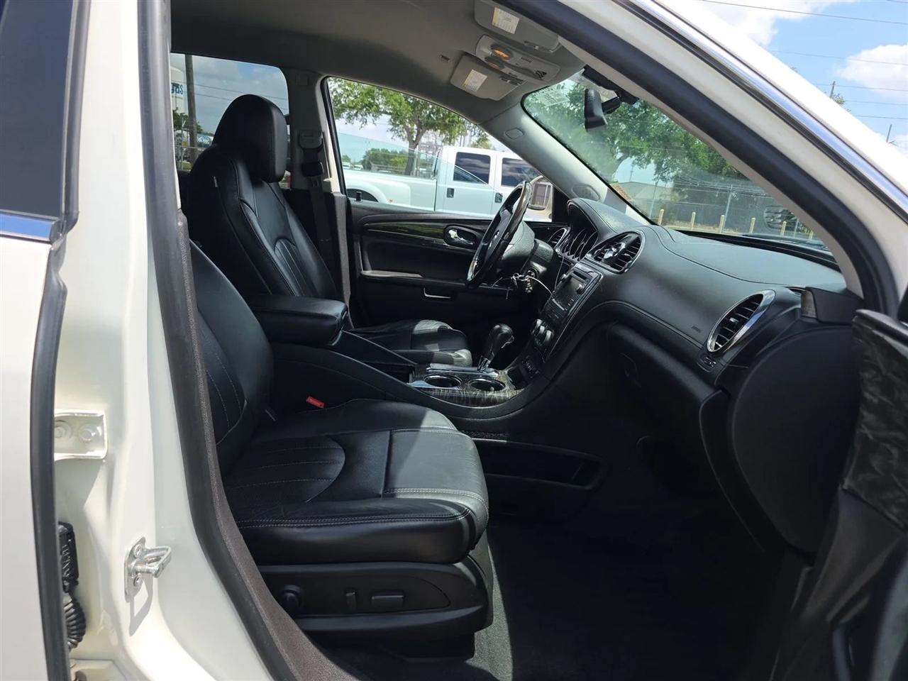 Buick Enclave AWD 4dr Leather 2014