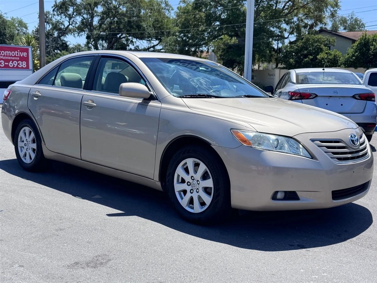 Toyota Camry 4dr Sdn I4 Auto XLE (Natl) 2007