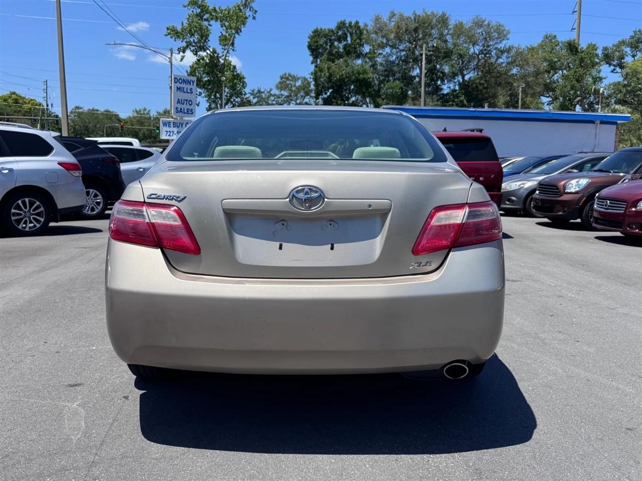 Toyota Camry 4dr Sdn I4 Auto XLE (Natl) 2007