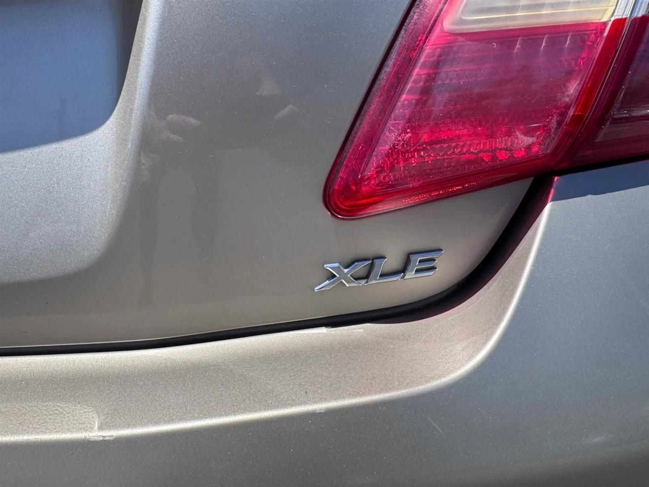 Toyota Camry 4dr Sdn I4 Auto XLE (Natl) 2007