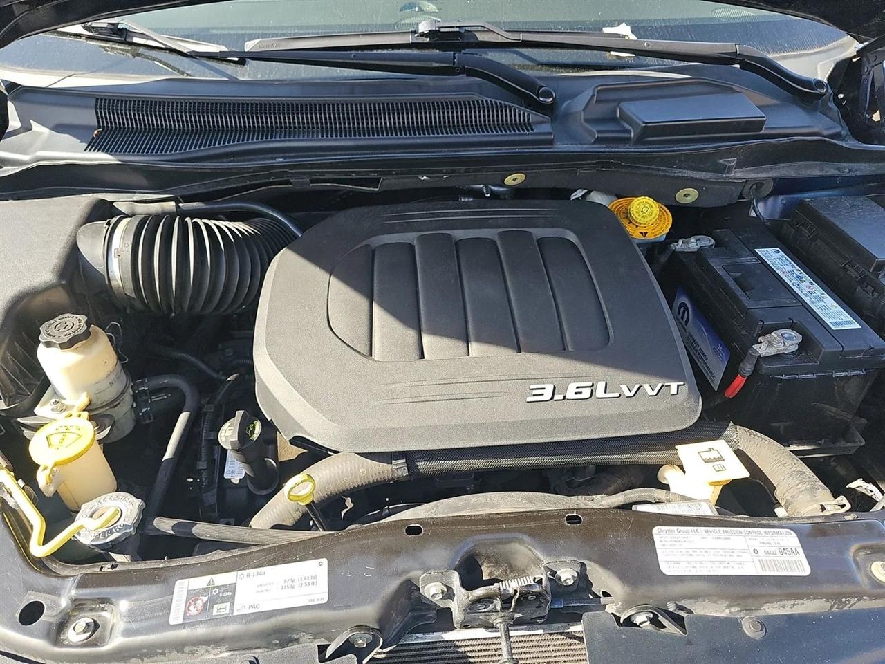 Chrysler Town & Country 4dr Wgn Touring 2013