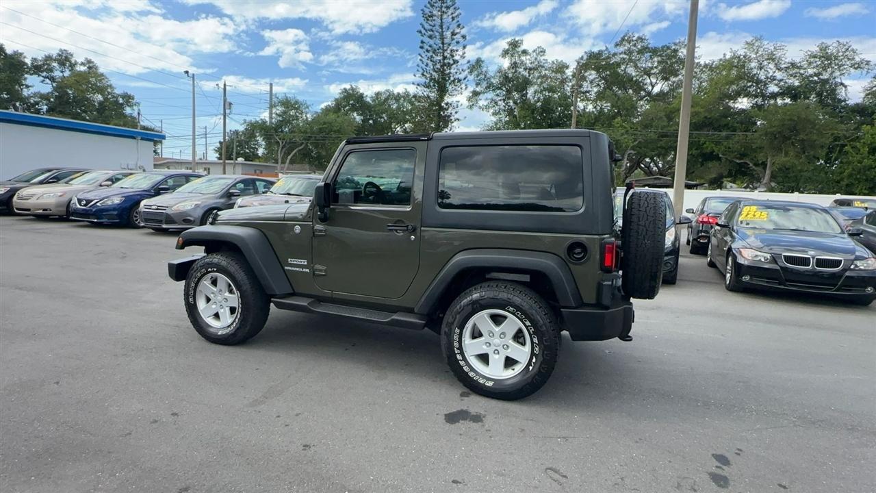 Jeep Wrangler 4WD 2dr Sport 2015