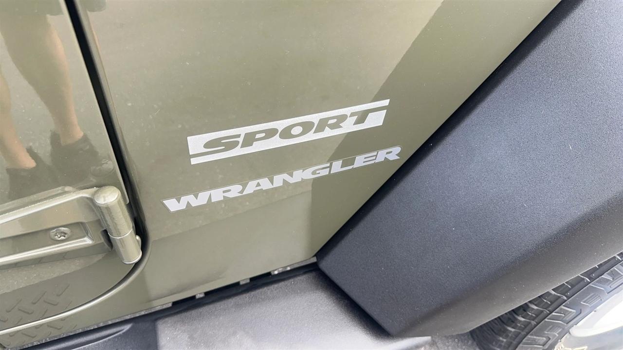 Jeep Wrangler 4WD 2dr Sport 2015