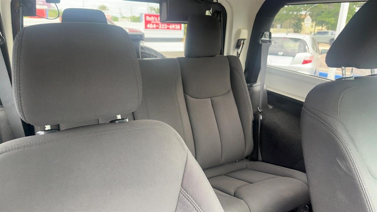 Jeep Wrangler 4WD 2dr Sport 2015