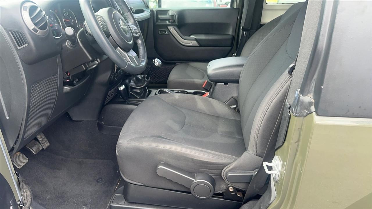 Jeep Wrangler 4WD 2dr Sport 2015