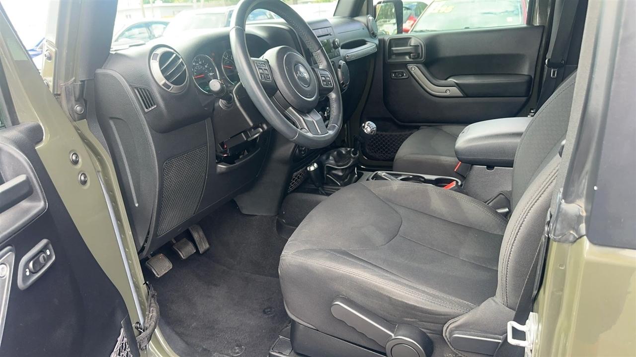 Jeep Wrangler 4WD 2dr Sport 2015