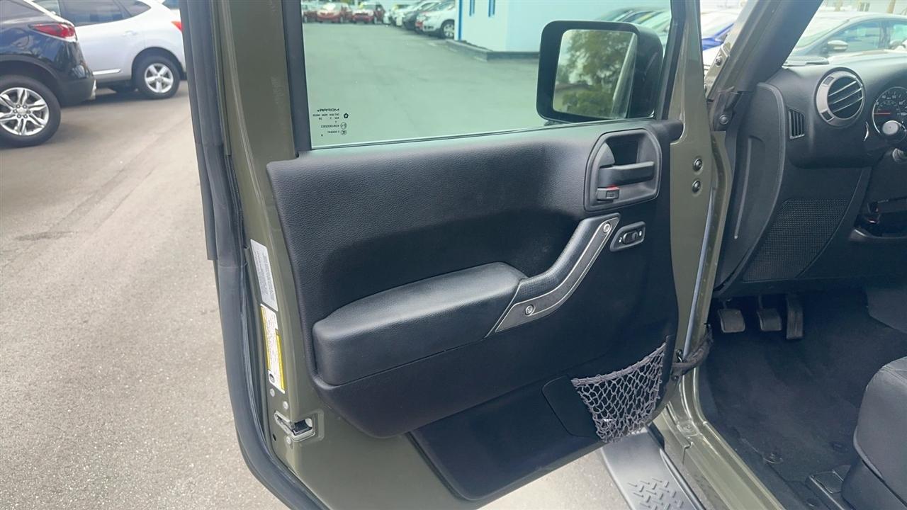 Jeep Wrangler 4WD 2dr Sport 2015