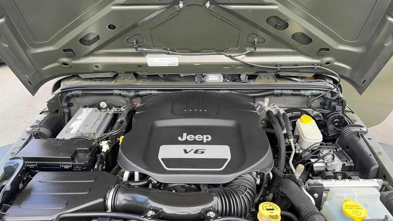 Jeep Wrangler 4WD 2dr Sport 2015