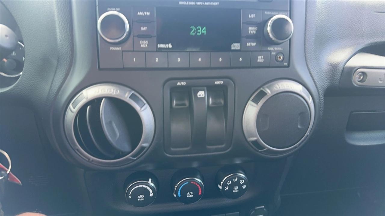 Jeep Wrangler 4WD 2dr Sport 2015