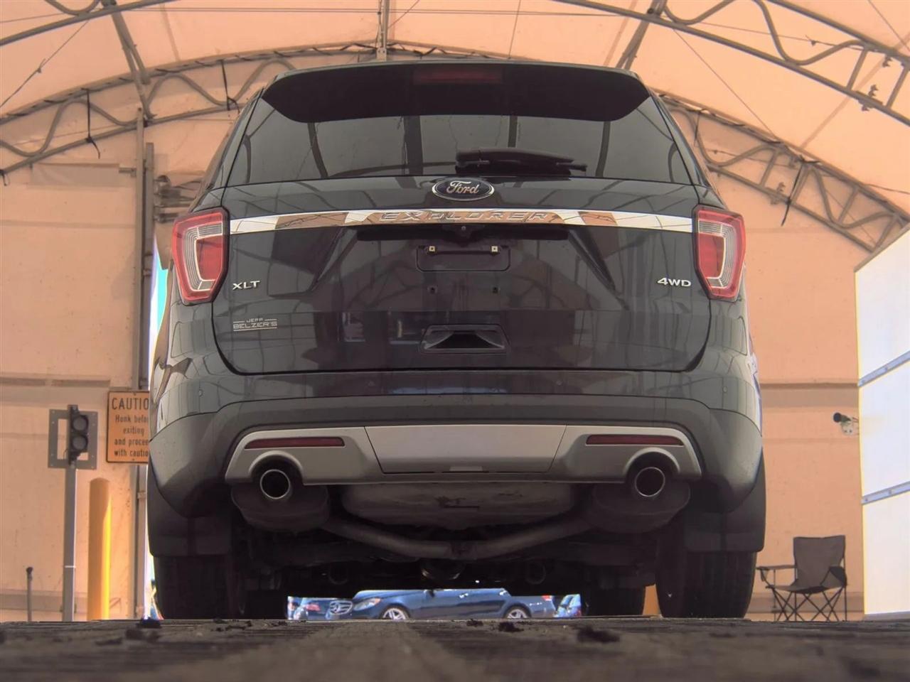 Ford Explorer XLT 4WD 2017