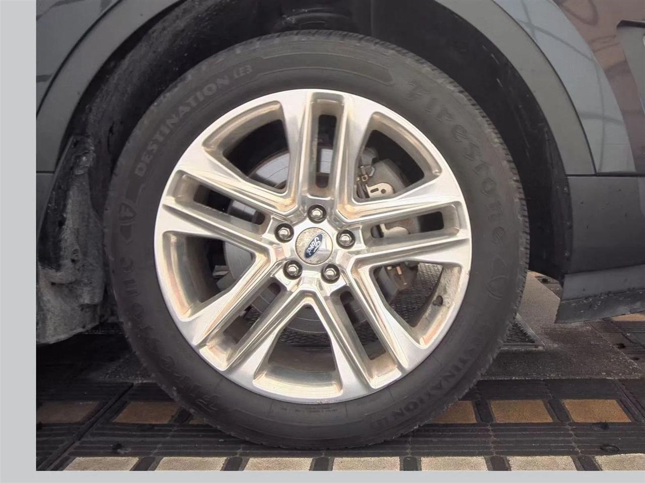 Ford Explorer XLT 4WD 2017