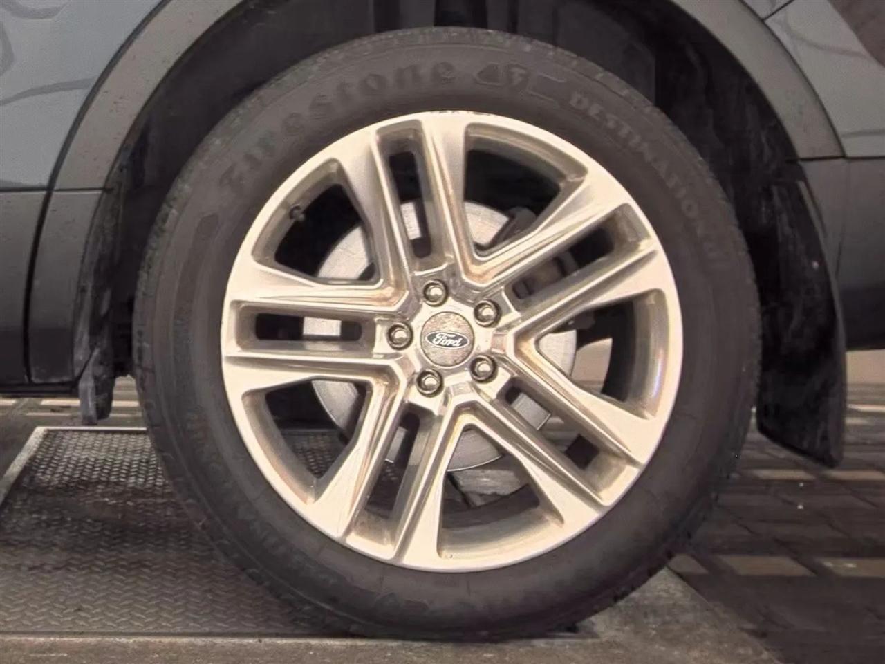 Ford Explorer XLT 4WD 2017