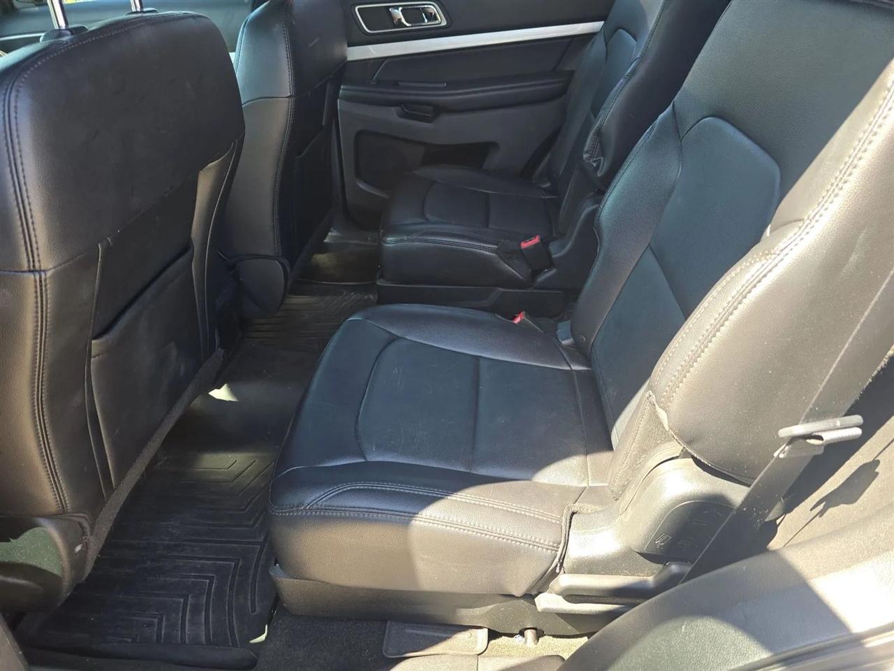 Ford Explorer XLT 4WD 2017