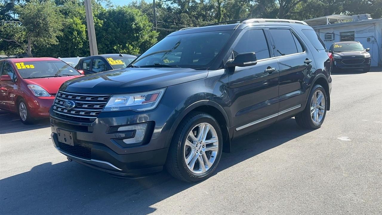 Ford Explorer XLT 4WD 2017