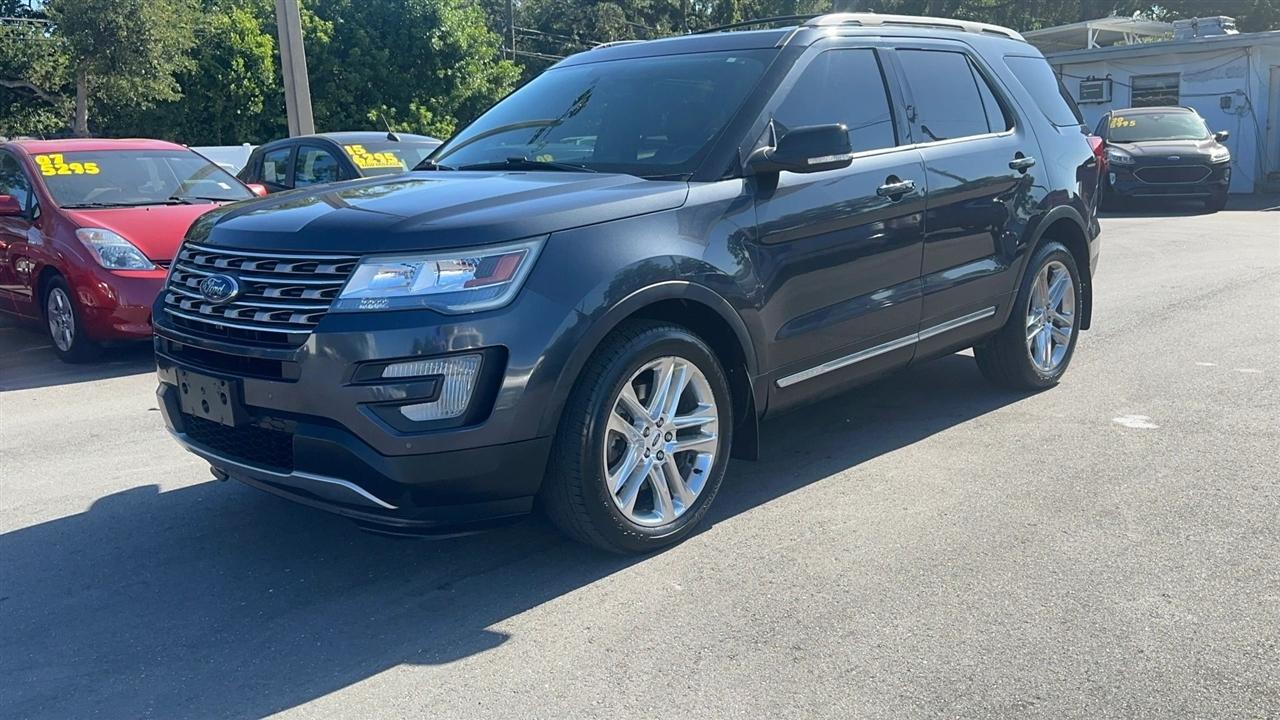 Ford Explorer XLT 4WD 2017