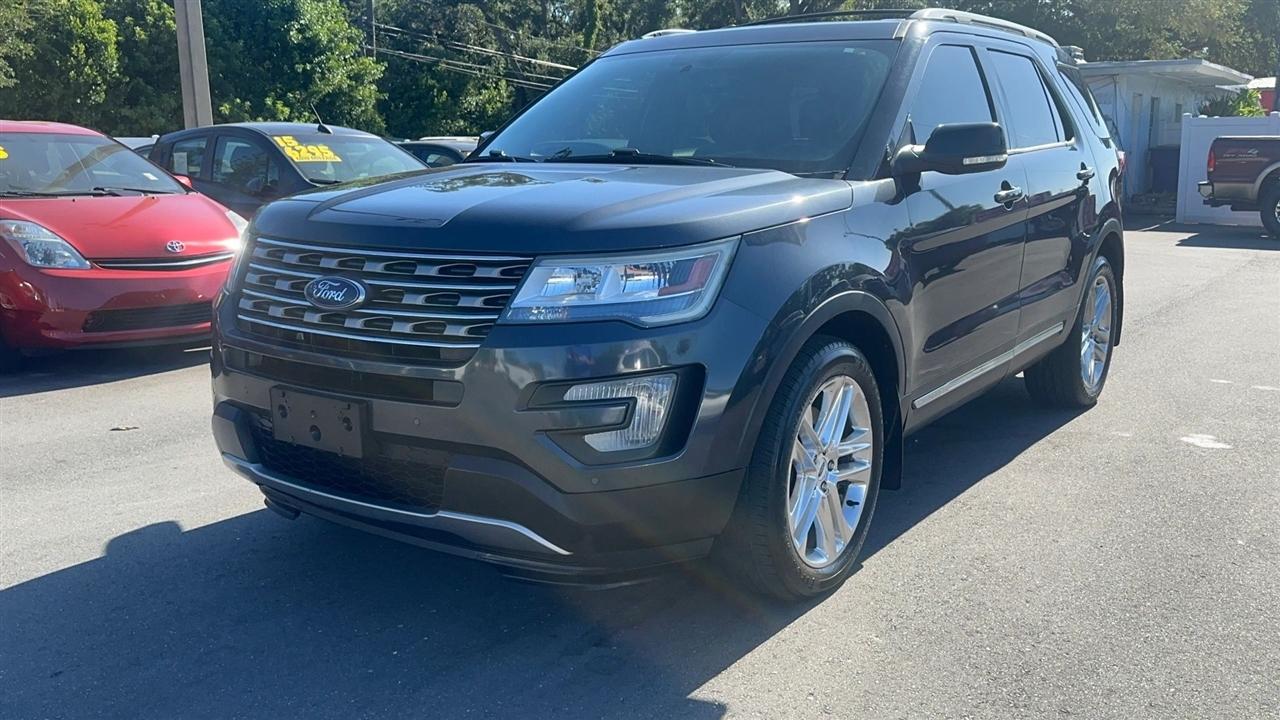 Ford Explorer XLT 4WD 2017
