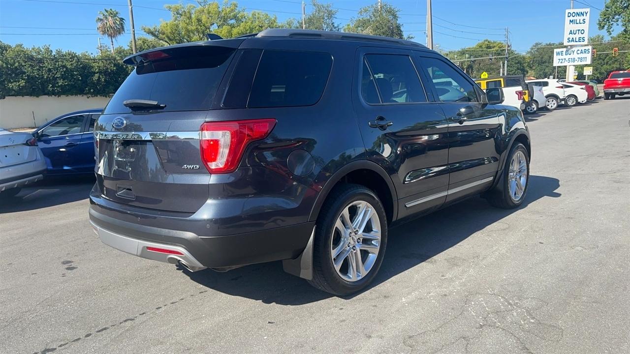 Ford Explorer XLT 4WD 2017