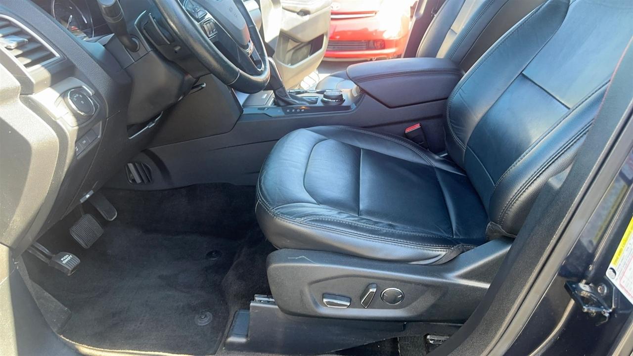 Ford Explorer XLT 4WD 2017