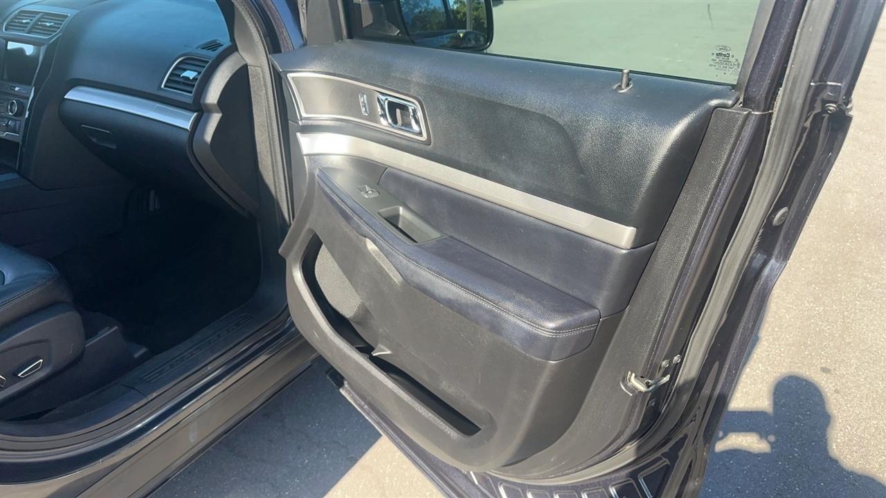 Ford Explorer XLT 4WD 2017