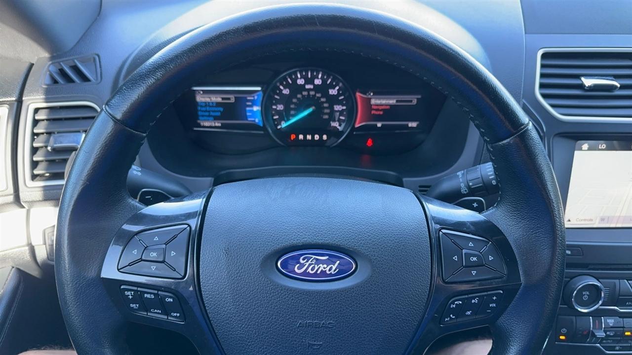Ford Explorer XLT 4WD 2017