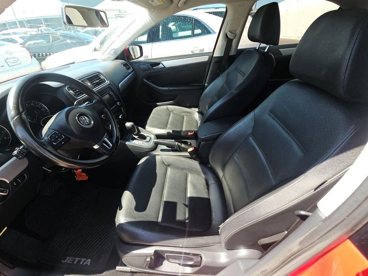 Volkswagen Jetta Sedan 4dr Auto SE 2014