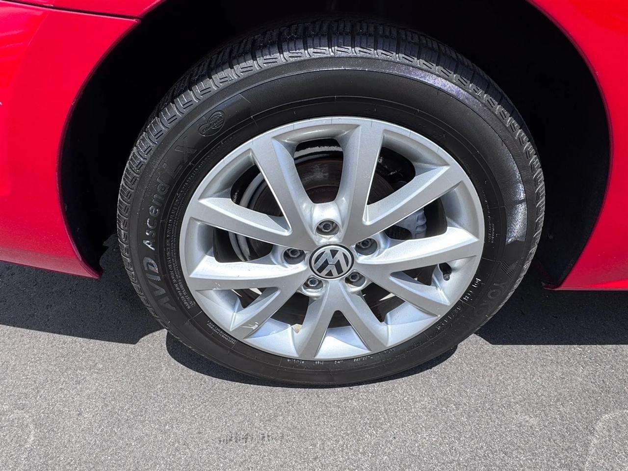 Volkswagen Jetta Sedan 4dr Auto SE 2014