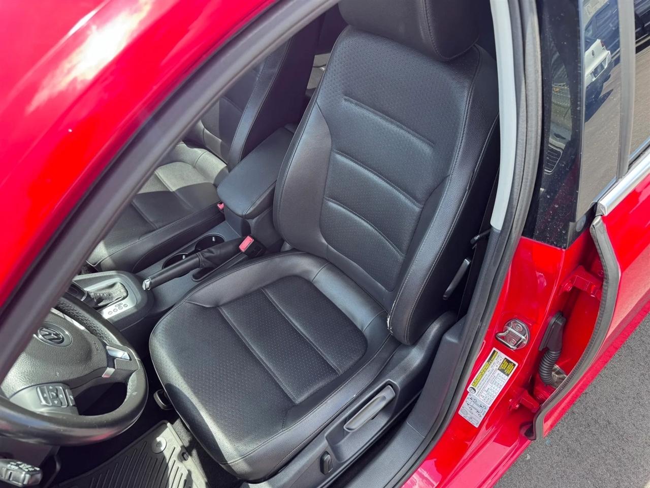 Volkswagen Jetta Sedan 4dr Auto SE 2014