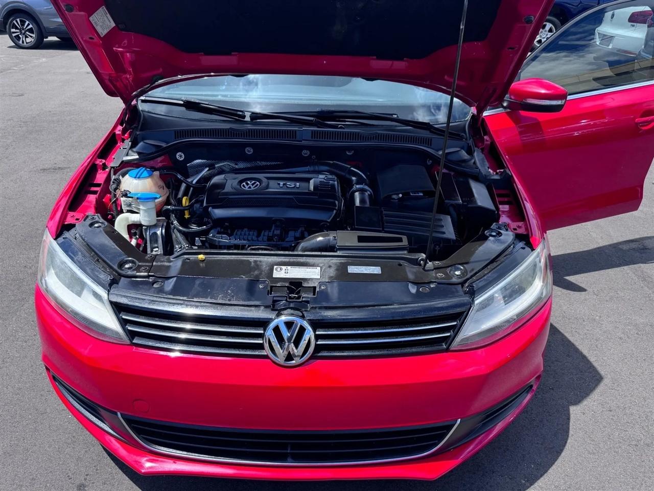 Volkswagen Jetta Sedan 4dr Auto SE 2014