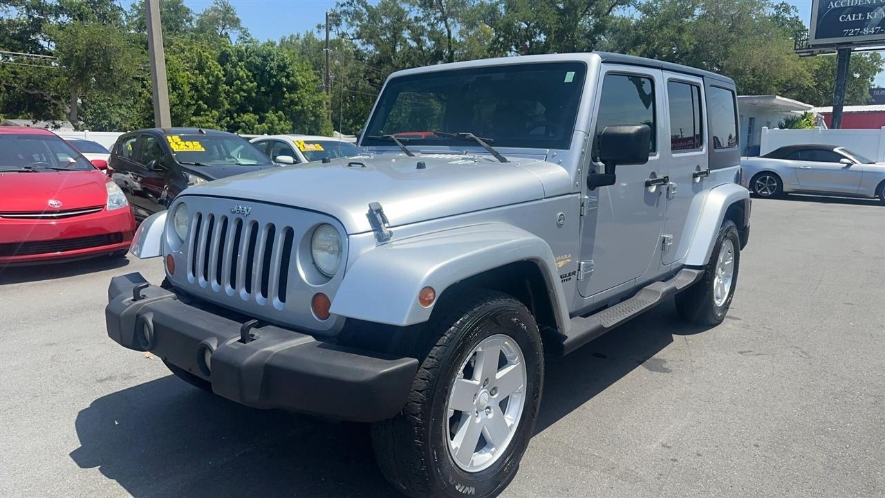 Jeep Wrangler 4WD 4dr Unlimited Sahara 2007