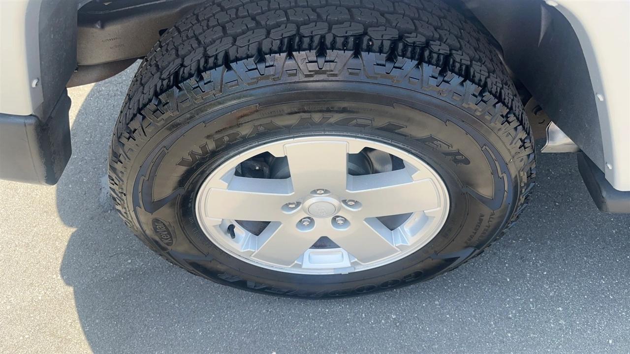 Jeep Wrangler 4WD 4dr Unlimited Sahara 2007