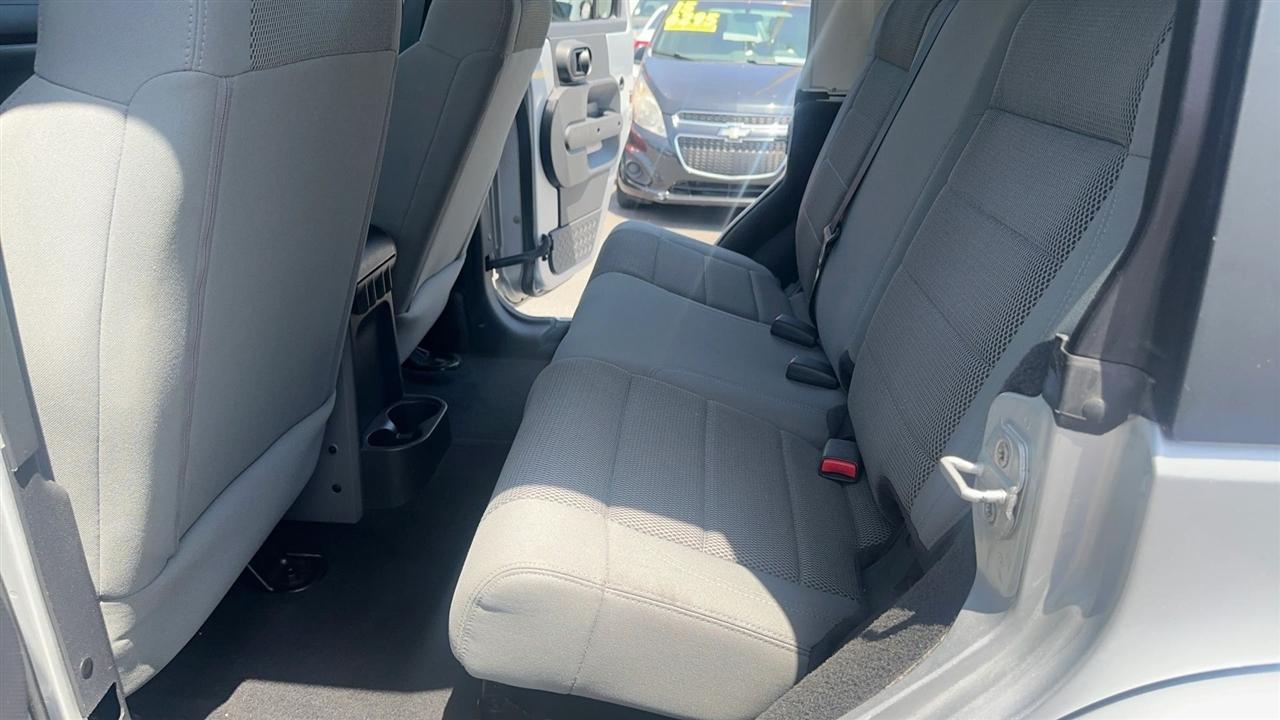 Jeep Wrangler 4WD 4dr Unlimited Sahara 2007