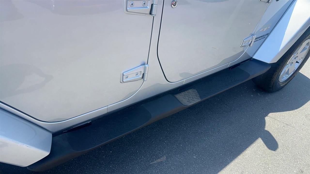 Jeep Wrangler 4WD 4dr Unlimited Sahara 2007