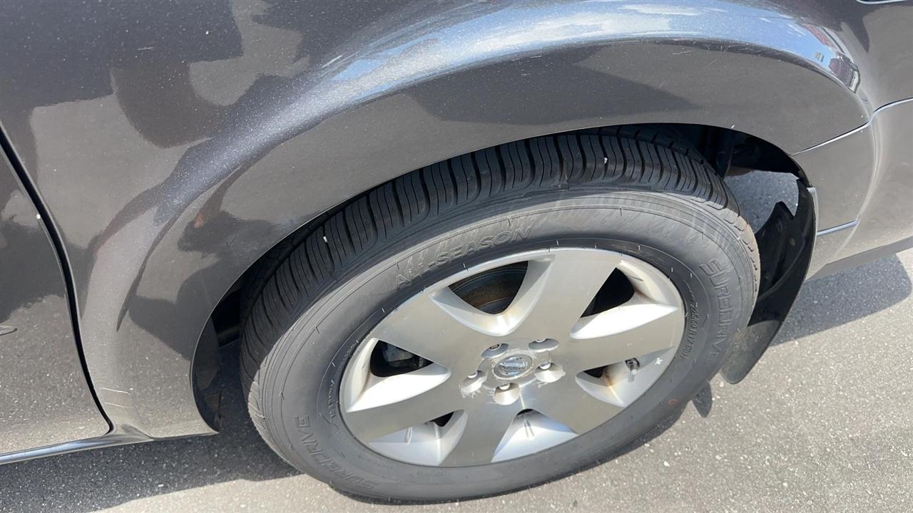 Nissan Quest 4dr Van SE 2004