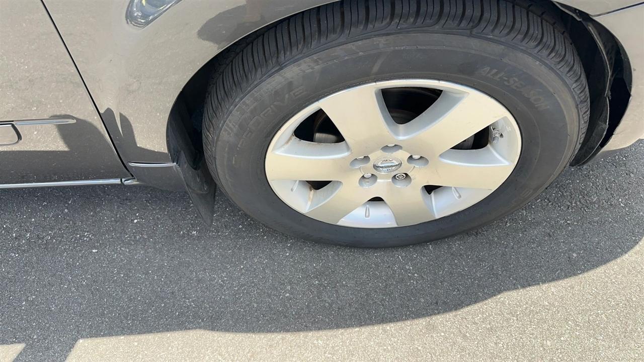 Nissan Quest 4dr Van SE 2004