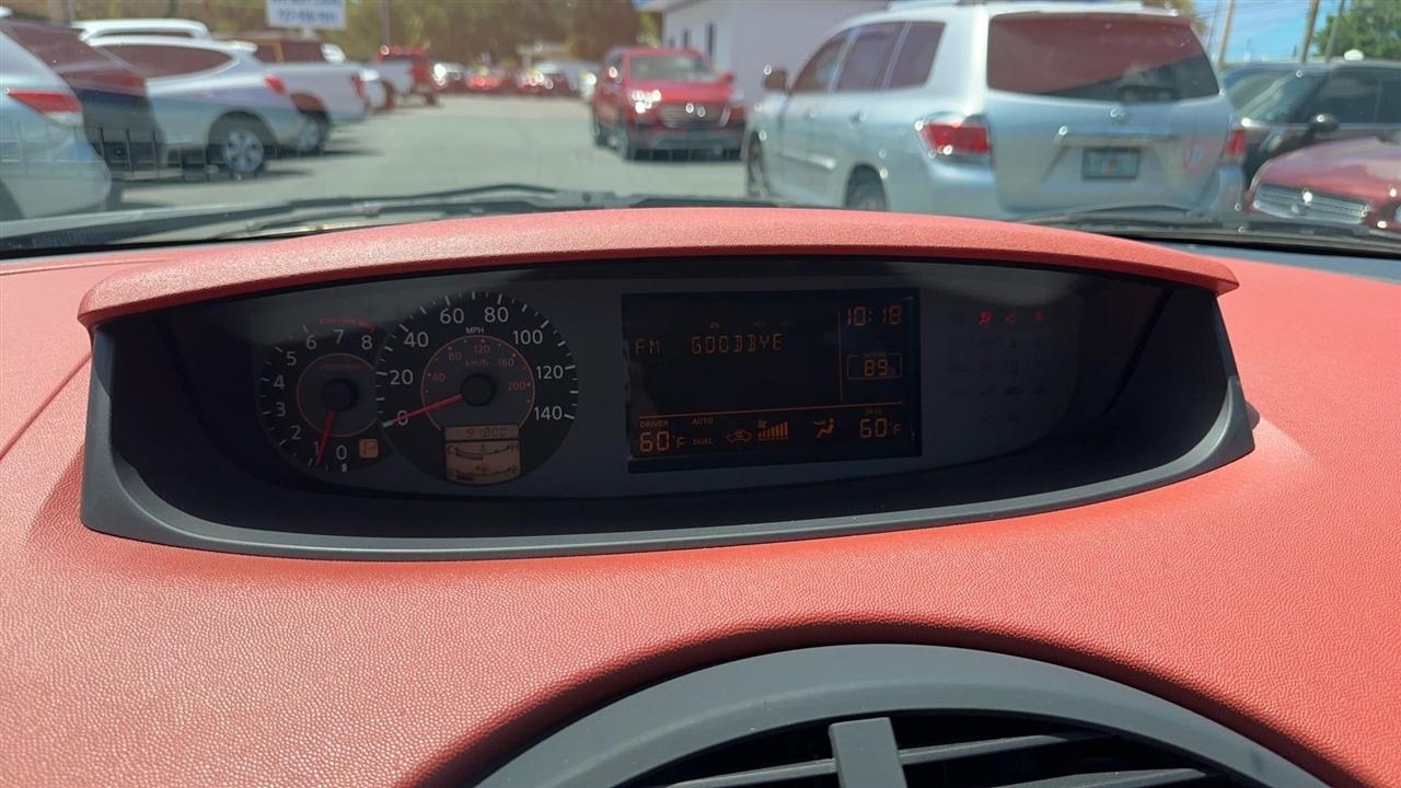 Nissan Quest 4dr Van SE 2004