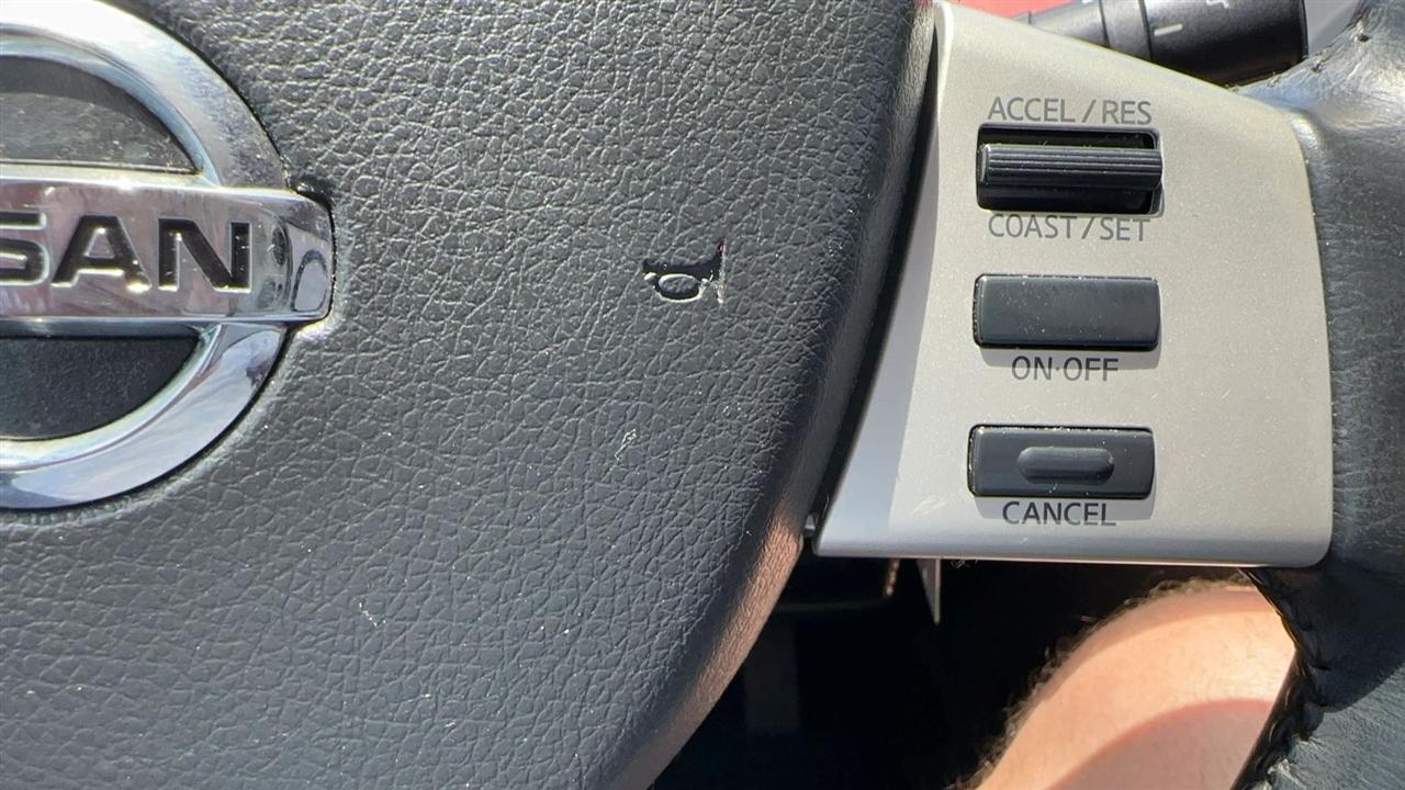 Nissan Quest 4dr Van SE 2004