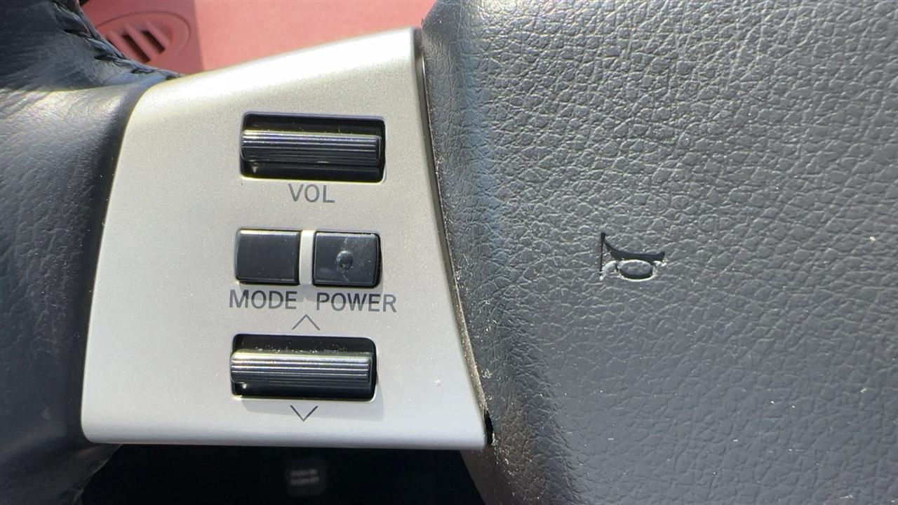 Nissan Quest 4dr Van SE 2004