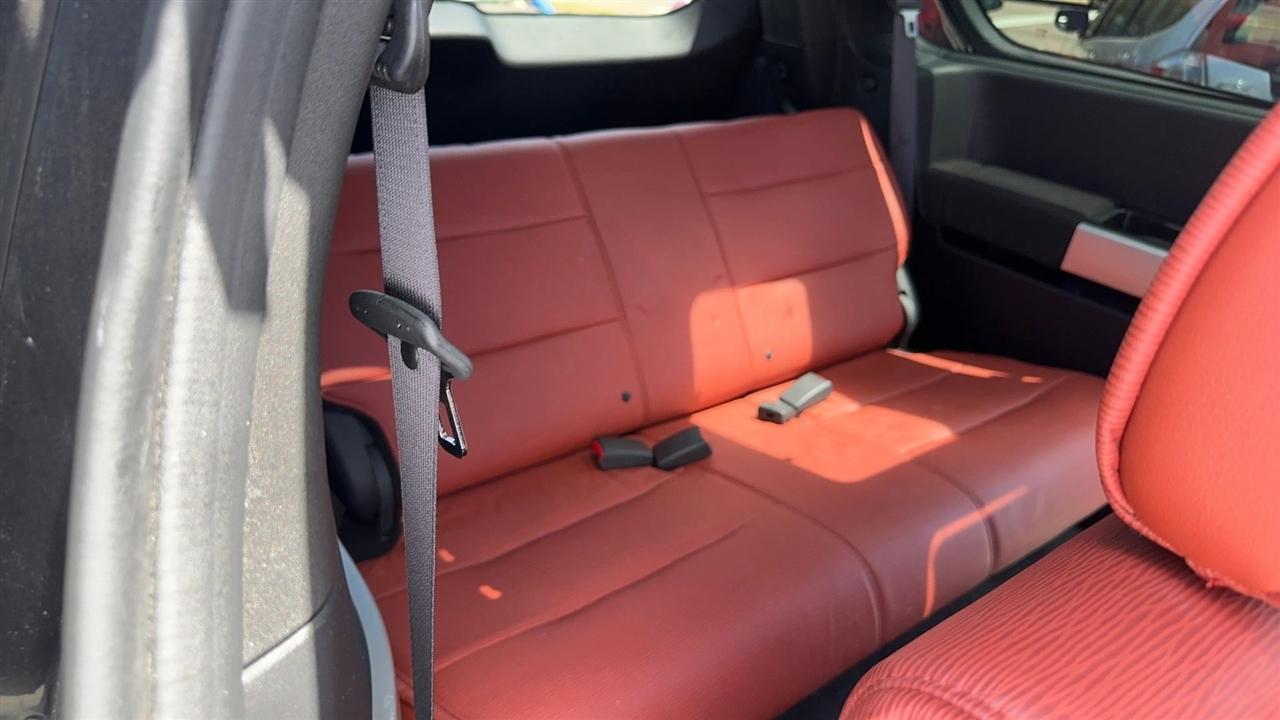 Nissan Quest 4dr Van SE 2004