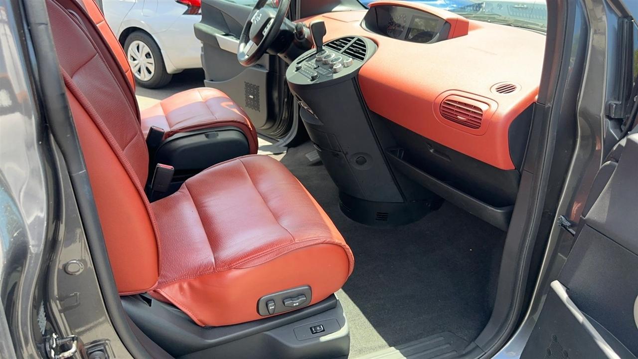 Nissan Quest 4dr Van SE 2004