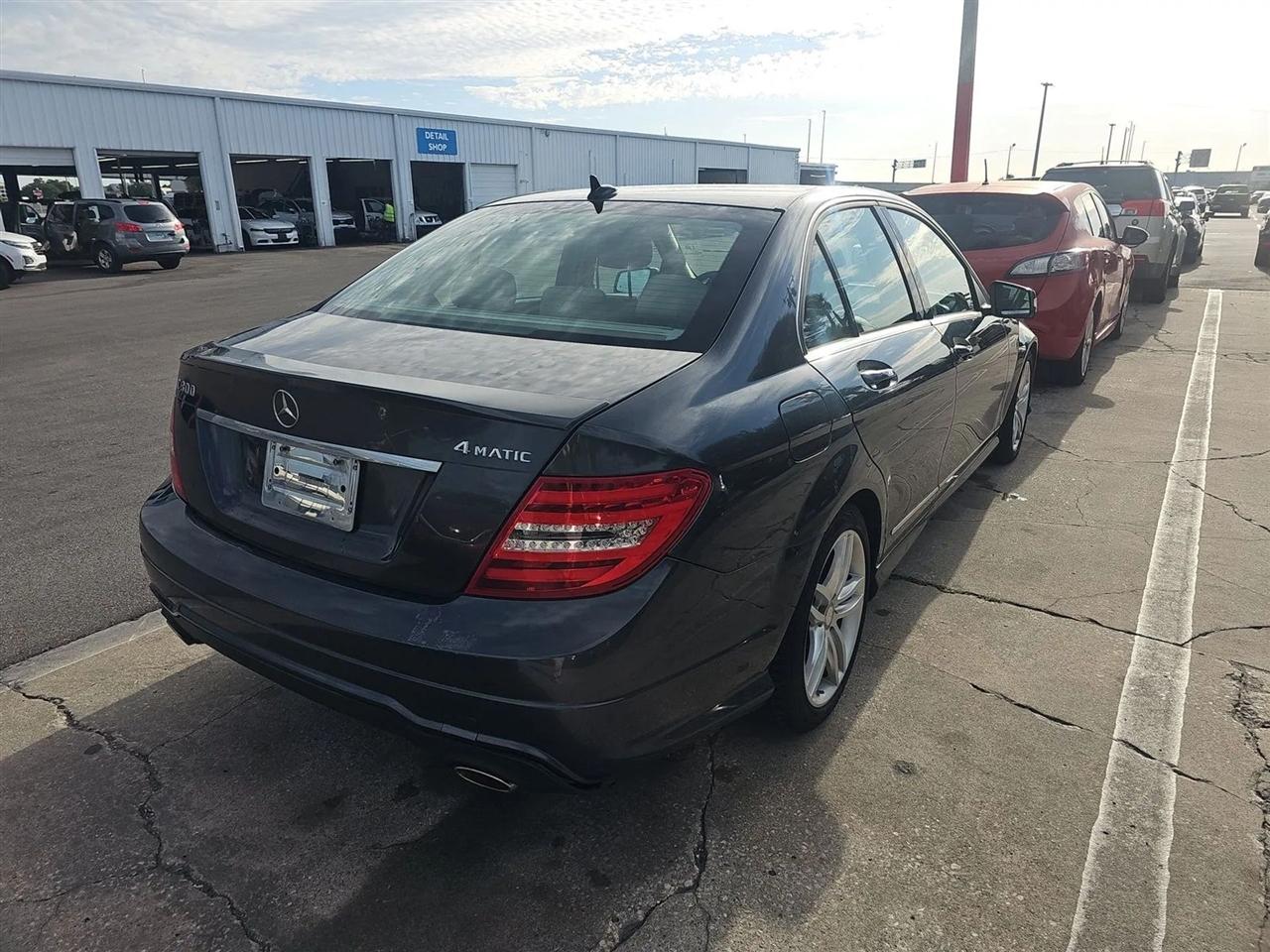 Mercedes-Benz C-Class 4dr Sdn C 300 Sport 4MATIC 2013