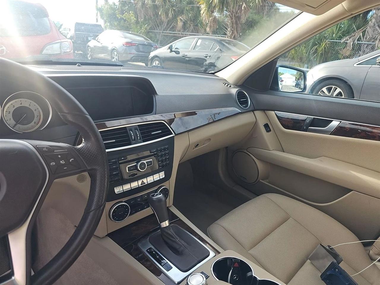 Mercedes-Benz C-Class 4dr Sdn C 300 Sport 4MATIC 2013