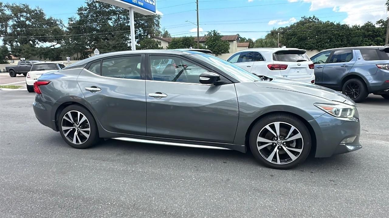 Nissan Maxima  2016